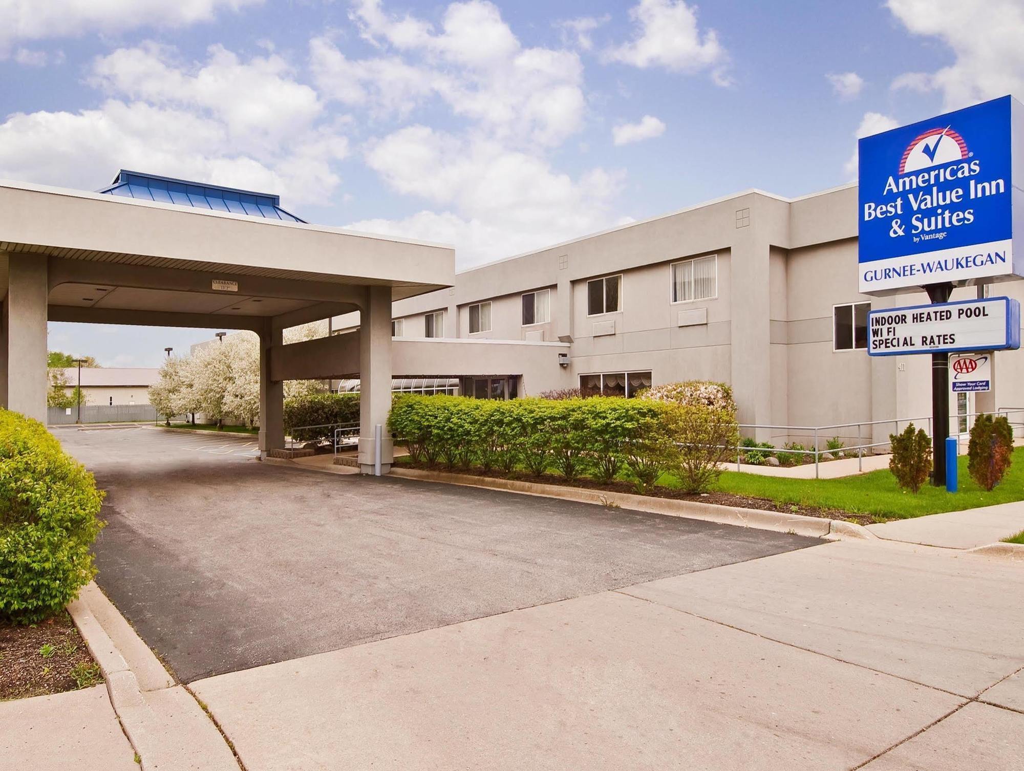 Americas Best Value Inn Waukegan Buitenkant foto